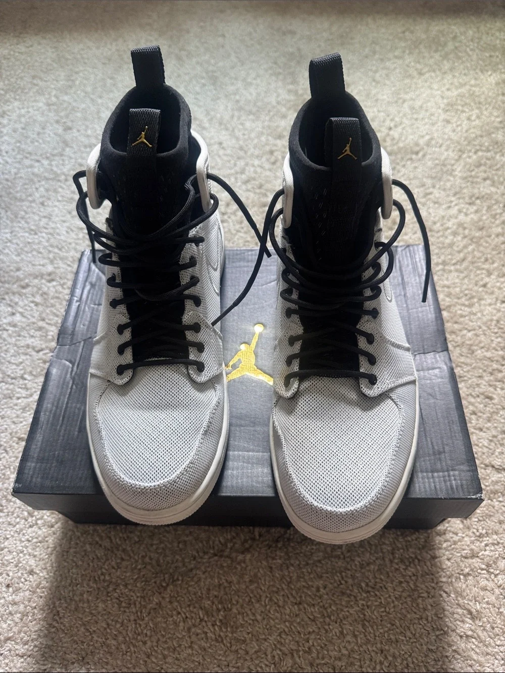 AIR JORDAN 1 RETRO ULTRA HIGH